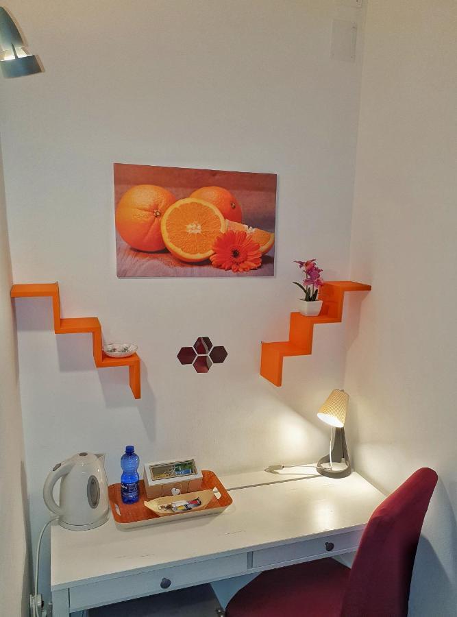A Un Passo Dal Centro Hotel Палермо Екстериор снимка