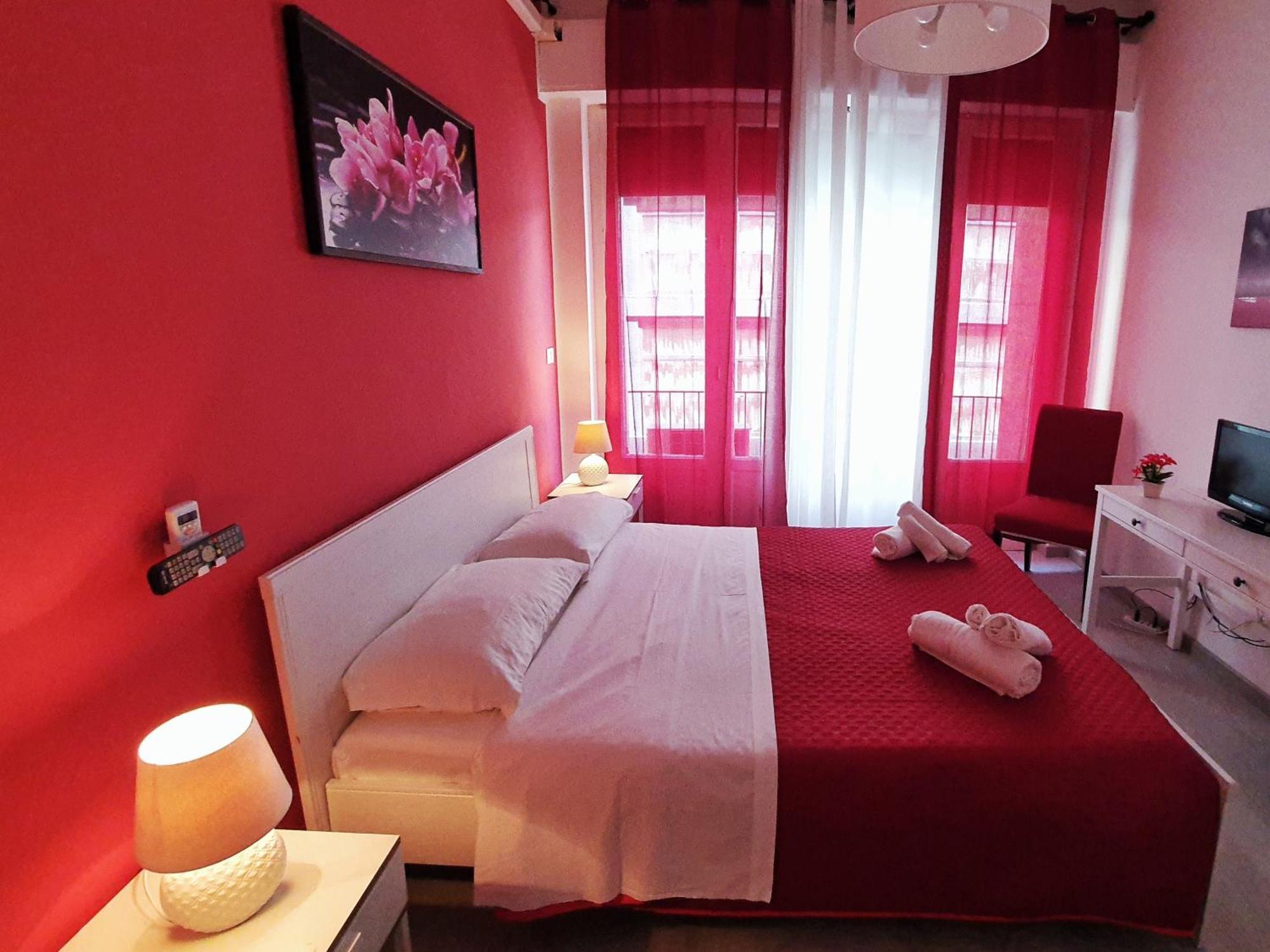 A Un Passo Dal Centro Hotel Палермо Стая снимка