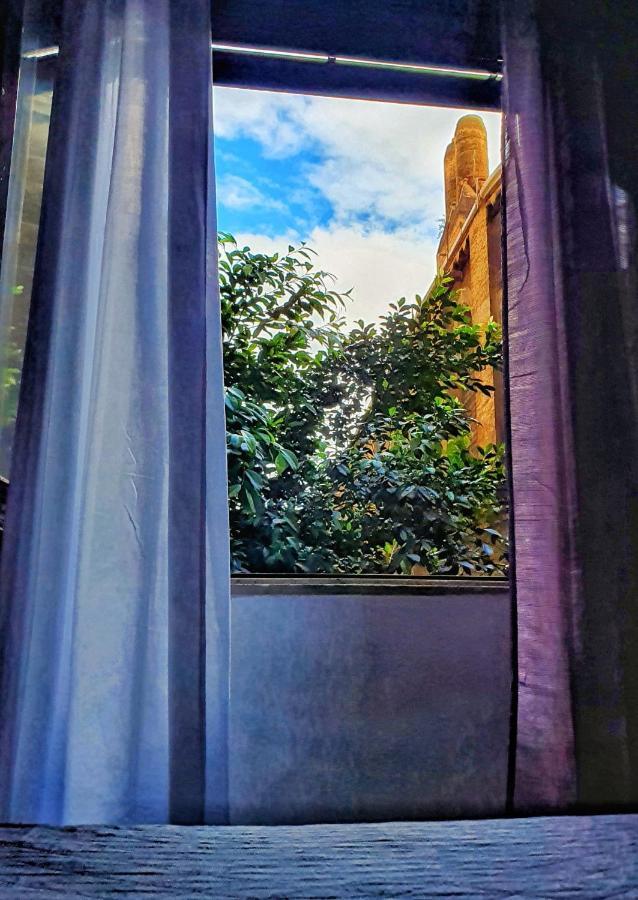 A Un Passo Dal Centro Hotel Палермо Екстериор снимка